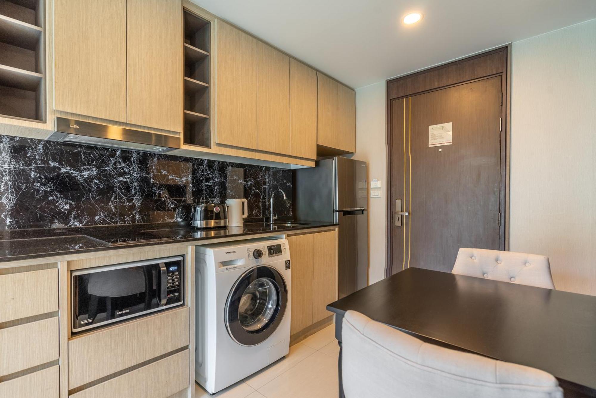 Panora Condo By Villacarte Surin Beach  Esterno foto